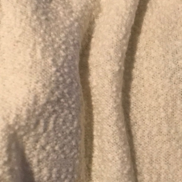 Sweater - Picture 5 of 5